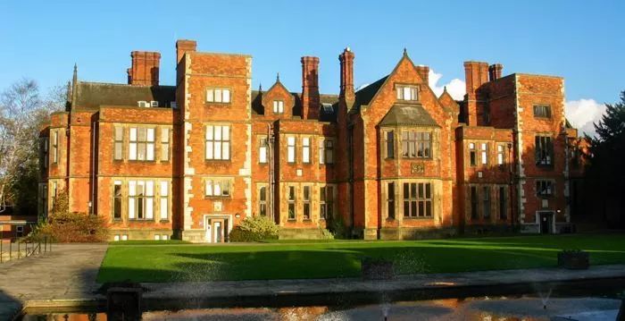 香港留学有哪些优势