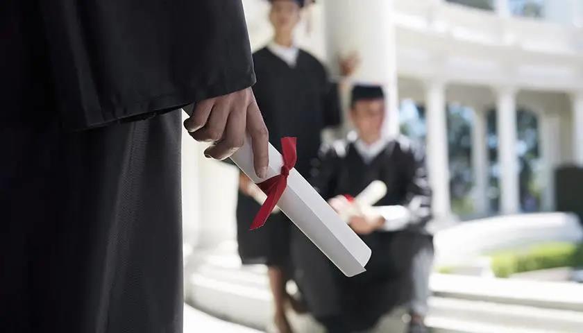 哈佛宣布9月将如期开学!这颗“定心丸”真香! 哈佛宣布9月将如期开学!这颗“定心丸”真香!