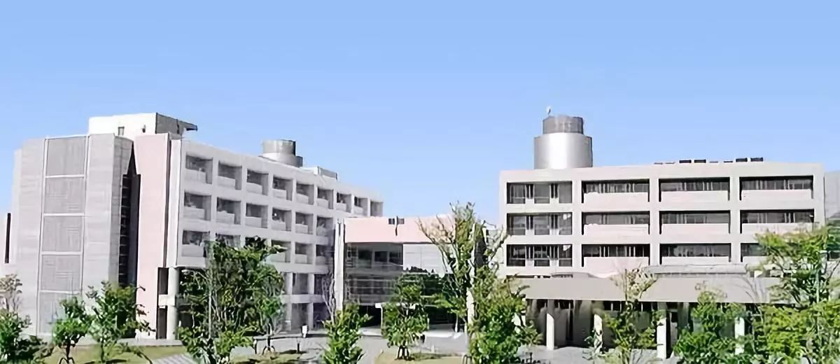 大阪大学