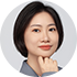 刘丽韫:中南财经政法大学，英语语言学，硕士学位。雅思写作7.5分，全国高等学校英语专业八级证书，高中英语教师资格证，拥有14年一线雅思写作教学经验，深谙雅思评分标准与命题规律。多年来专注于研究不同层次