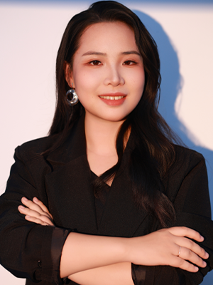 杨 苹